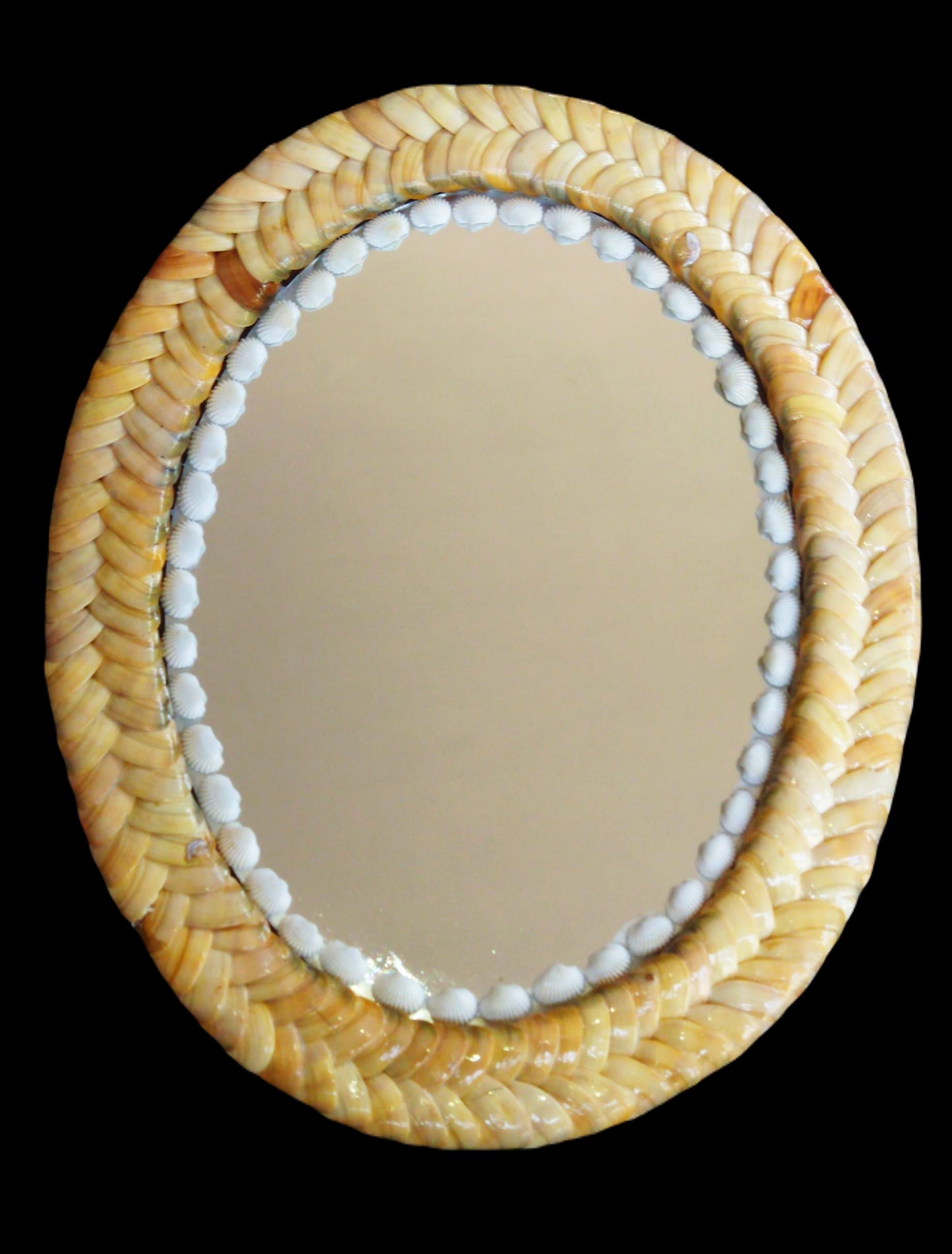 ZENRISE Decorative designer seashell handicraft oval framed wall mirror, 37 cm, Beige