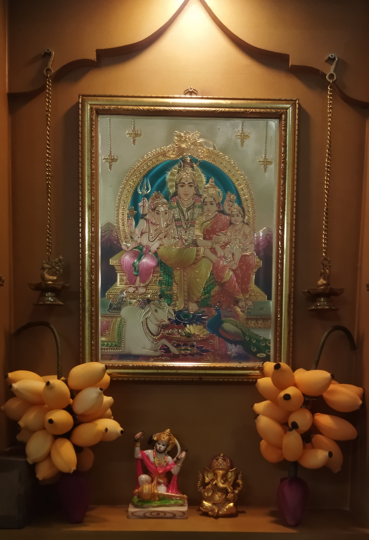 ZENRISE செயற்கை வாழைப்பழம் தொங்கும் கைவினைத் திருவிழா அலங்காரம் (மஞ்சள், 2 துண்டுகள்)