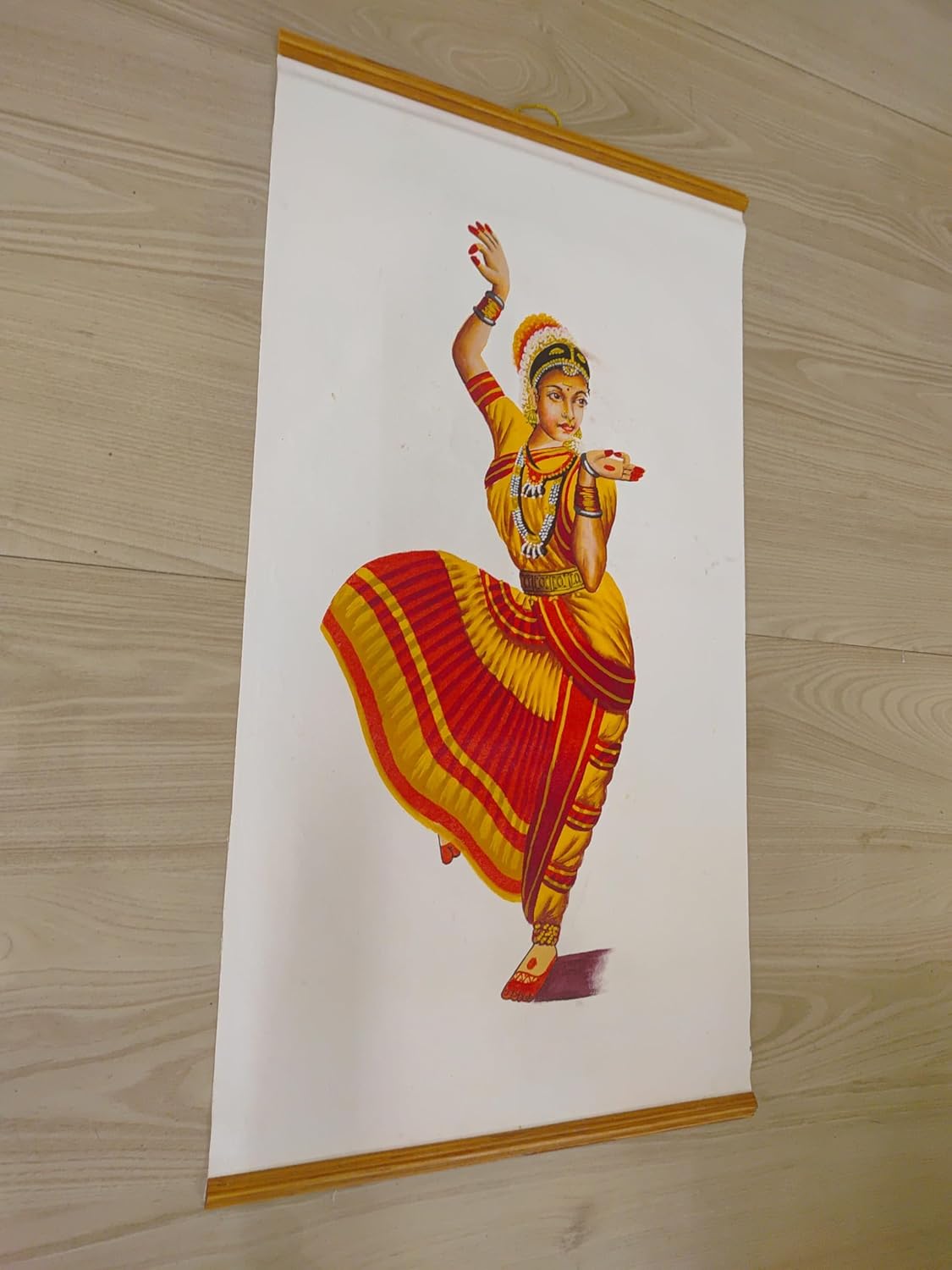 ZENRISE Bharatha natyam Dancing Lady Oil Painting on Canvas, Kerala Hand Painted Art Wall Decor Hanging, 18x32 Inches